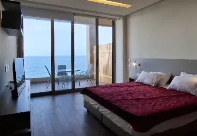 room208b